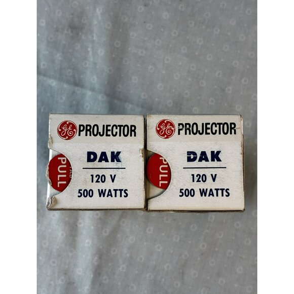 Lot of 2 GE Projector Lamps – DAK 120V 500W + 1 other – NOS Vtg Untested - Picture 2 of 3